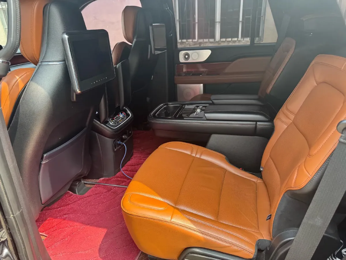 2019 Lincoln Navigator 3.5T 388HP V6 10AT,autocango,china used car exporter,china ev exporter,chinese used car exporter,chinese used ev exporter