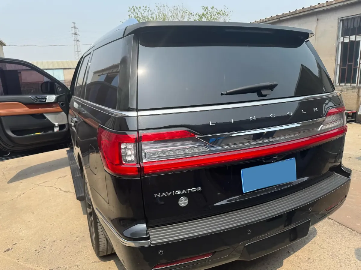 2019 Lincoln Navigator 3.5T 388HP V6 10AT,autocango,china used car exporter,china ev exporter,chinese used car exporter,chinese used ev exporter
