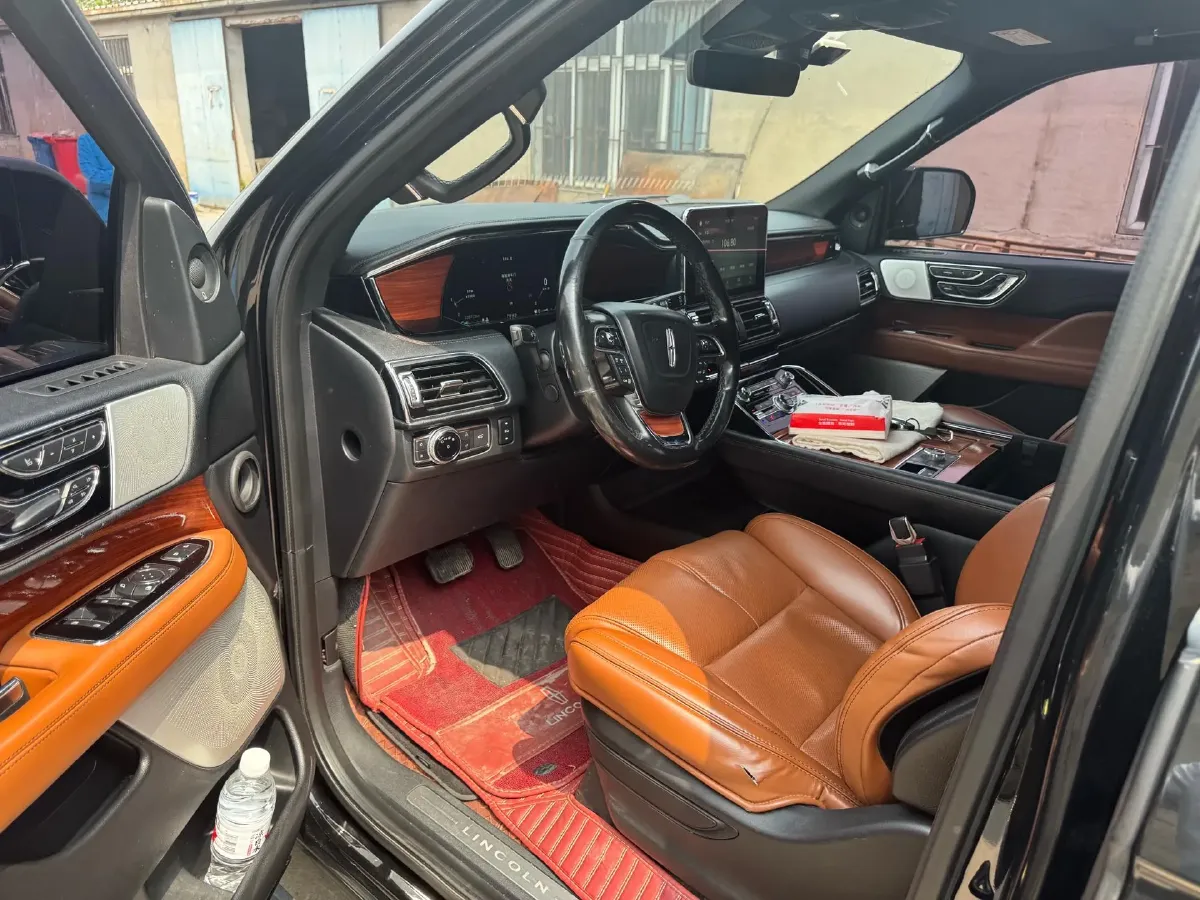 2019 Lincoln Navigator 3.5T 388HP V6 10AT,autocango,china used car exporter,china ev exporter,chinese used car exporter,chinese used ev exporter