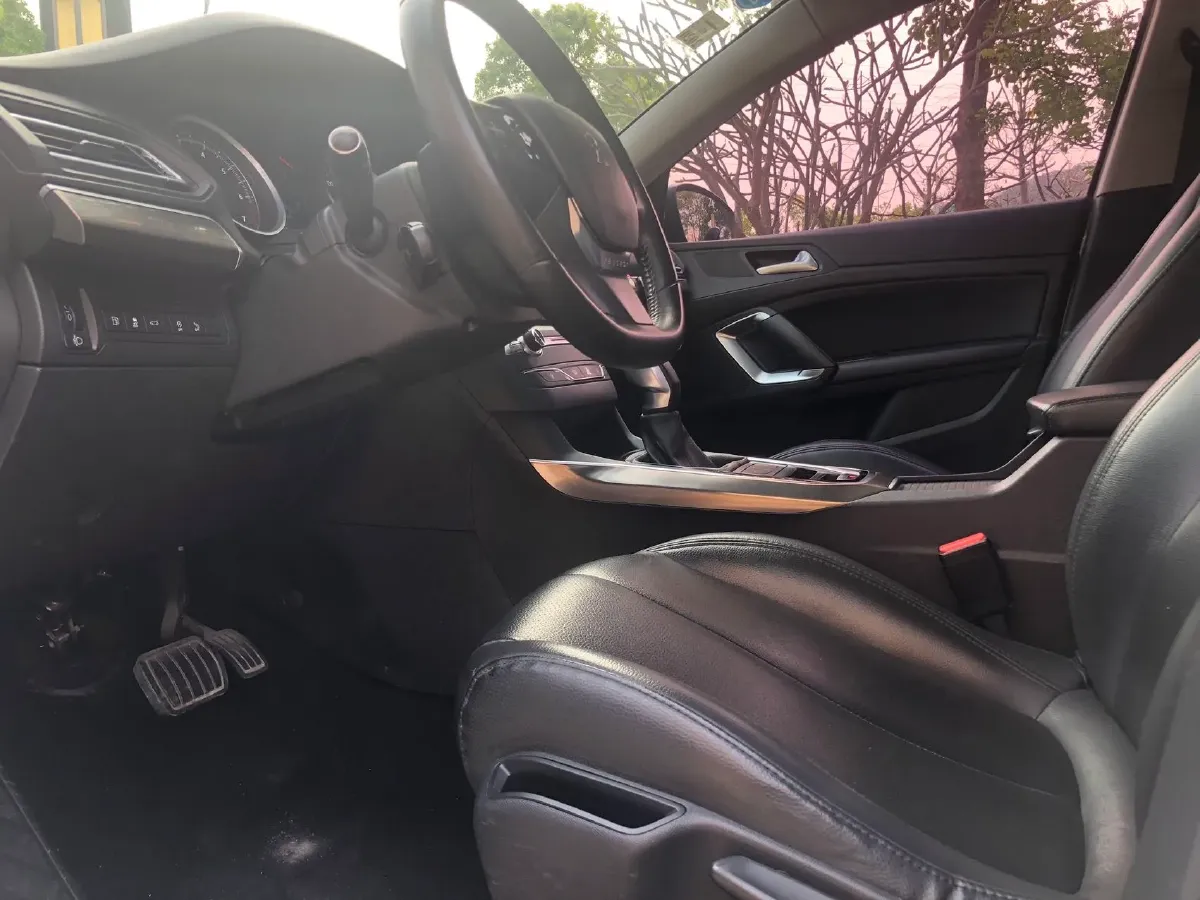 2018 Peugeot 408 1.6T 167HP L4 6AT,autocango,china used car exporter,china ev exporter,chinese used car exporter,chinese used ev exporter