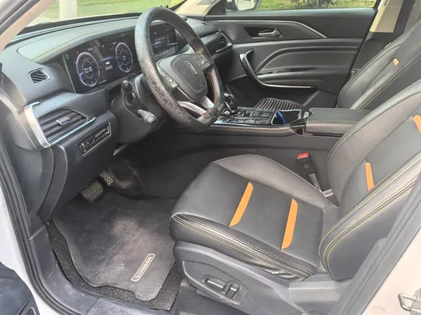 2020 Bestune T77 1.5T 169HP L4 7DCT,autocango,china used car exporter,china ev exporter,chinese used car exporter,chinese used ev exporter