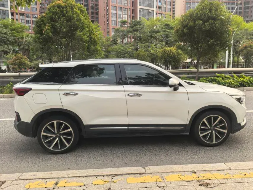 2020 Bestune T77 1.5T 169HP L4 7DCT,autocango,china used car exporter,china ev exporter,chinese used car exporter,chinese used ev exporter