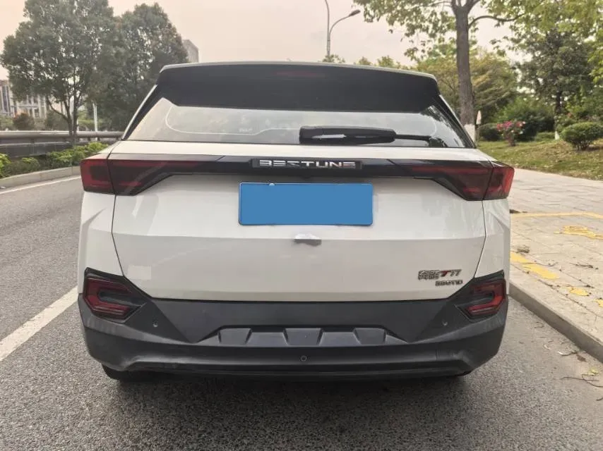 2020 Bestune T77 1.5T 169HP L4 7DCT,autocango,china used car exporter,china ev exporter,chinese used car exporter,chinese used ev exporter
