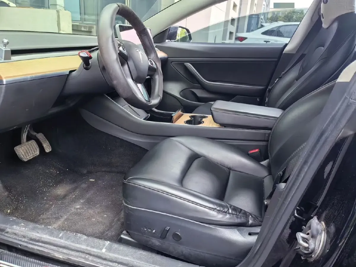 2021 Voyah FREE Range Extended 109HP REEV 33KWH,autocango,china used car exporter,china ev exporter,chinese used car exporter,chinese used ev exporter