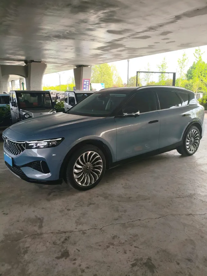 2021 Voyah FREE Range Extended 109HP REEV 33KWH,autocango,china used car exporter,china ev exporter,chinese used car exporter,chinese used ev exporter