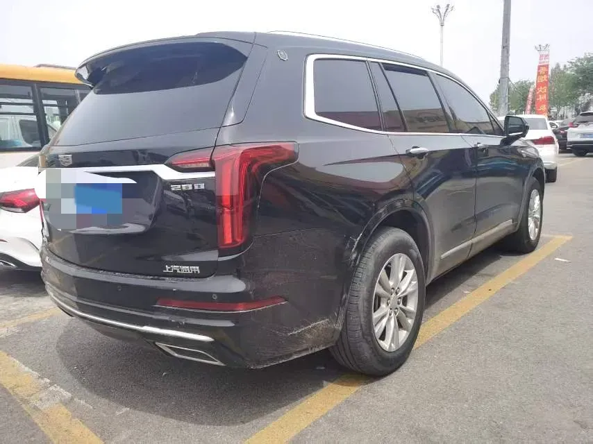2022 Cadillac XT6 2.0T 237HP L4 9AT,autocango,china used car exporter,china ev exporter,chinese used car exporter,chinese used ev exporter