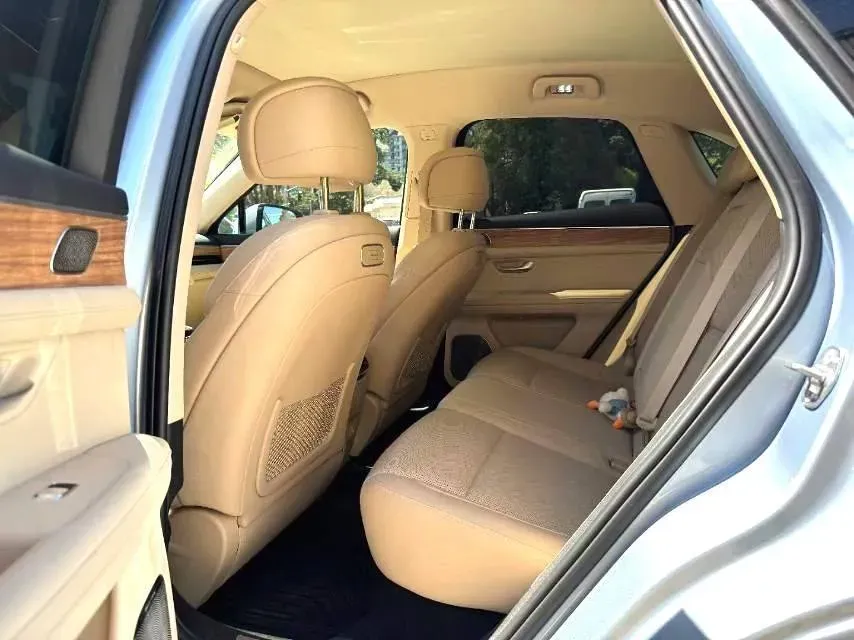 2022 AITO AITO M5 Range Extended 125HP REEV 40KWH,autocango,china used car exporter,china ev exporter,chinese used car exporter,chinese used ev exporter