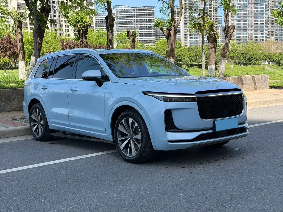 2020 Li ONE Range Extended 131HP REEV 40.5KWH,autocango,china used car exporter,china ev exporter,chinese used car exporter,chinese used ev exporter