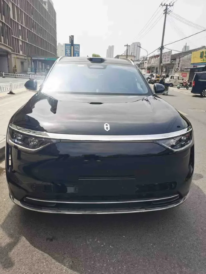 2025 AITO AITO M8 REEV 160HP REEV 53.4KWH,autocango,china used car exporter,china ev exporter,chinese used car exporter,chinese used ev exporter