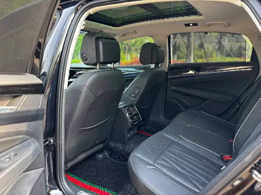 2023 Volkswagen Passat 2.0T 186HP L4 7DCT,autocango,china used car exporter,china ev exporter,chinese used car exporter,chinese used ev exporter