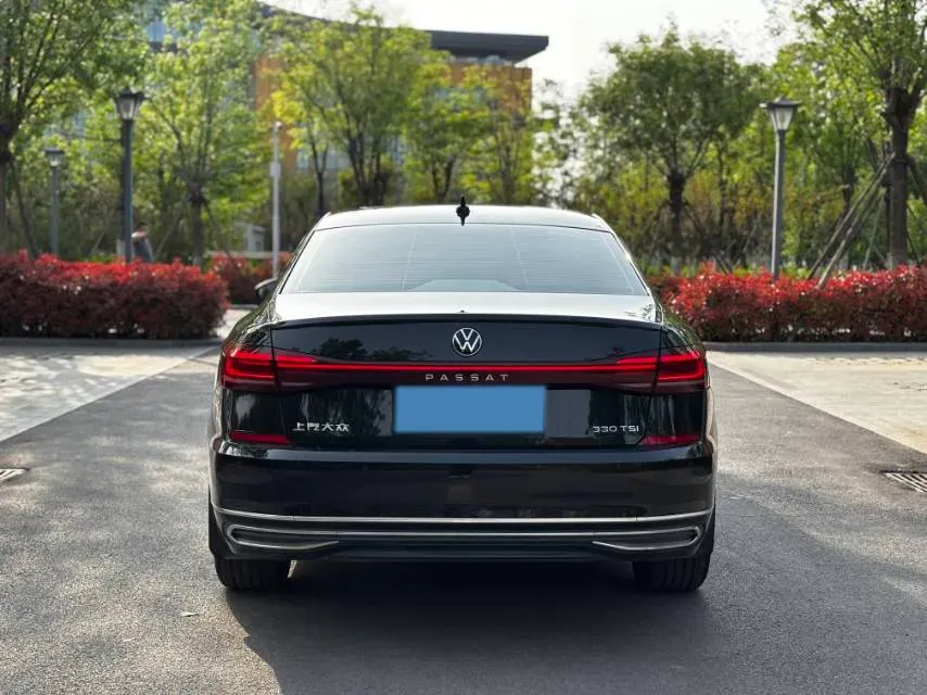 2023 Volkswagen Passat 2.0T 186HP L4 7DCT,autocango,china used car exporter,china ev exporter,chinese used car exporter,chinese used ev exporter