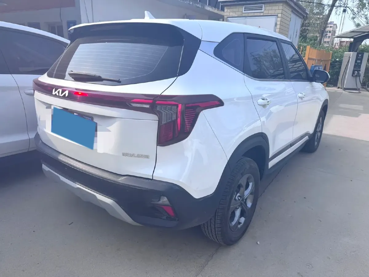 2023 Kia Seltos 1.5L 115HP L4 CVT,autocango,china used car exporter,china ev exporter,chinese used car exporter,chinese used ev exporter