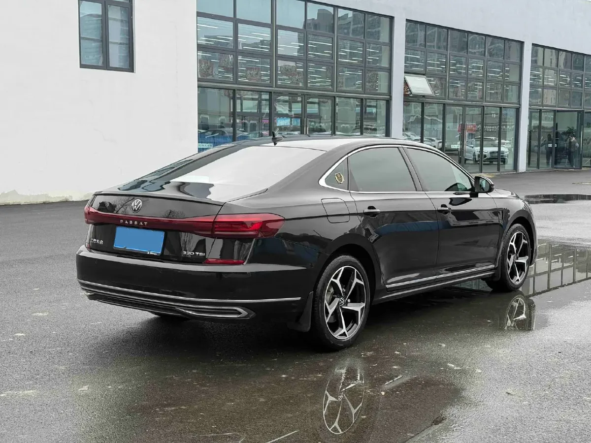 2023 Volkswagen Passat 2.0T 186HP L4 7DCT,autocango,china used car exporter,china ev exporter,chinese used car exporter,chinese used ev exporter