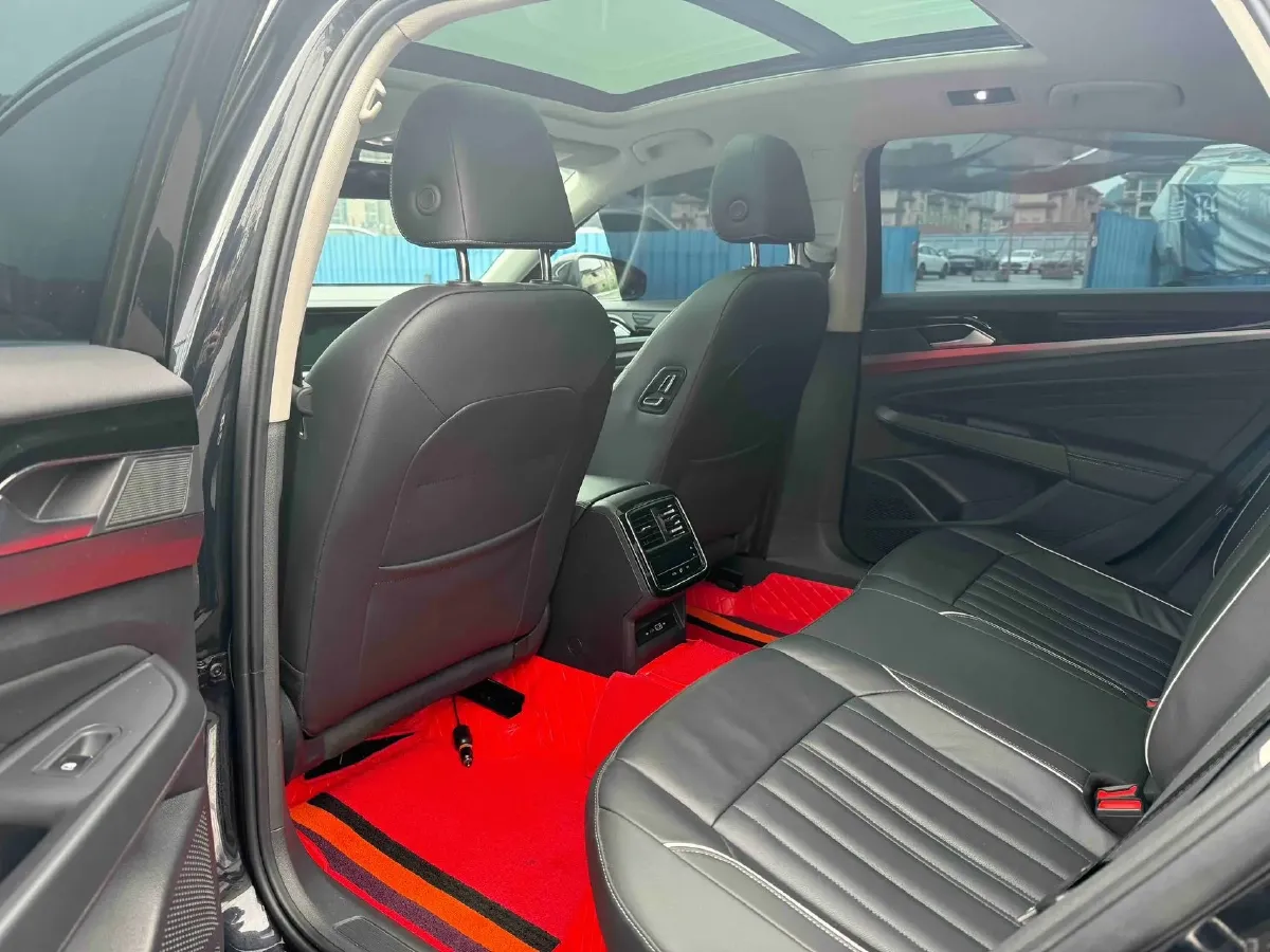 2023 Volkswagen Passat 2.0T 186HP L4 7DCT,autocango,china used car exporter,china ev exporter,chinese used car exporter,chinese used ev exporter