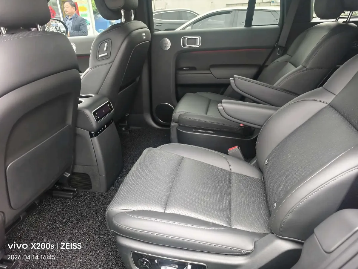 2025 Li L9 Range Extended 154HP REEV,autocango,china used car exporter,china ev exporter,chinese used car exporter,chinese used ev exporter