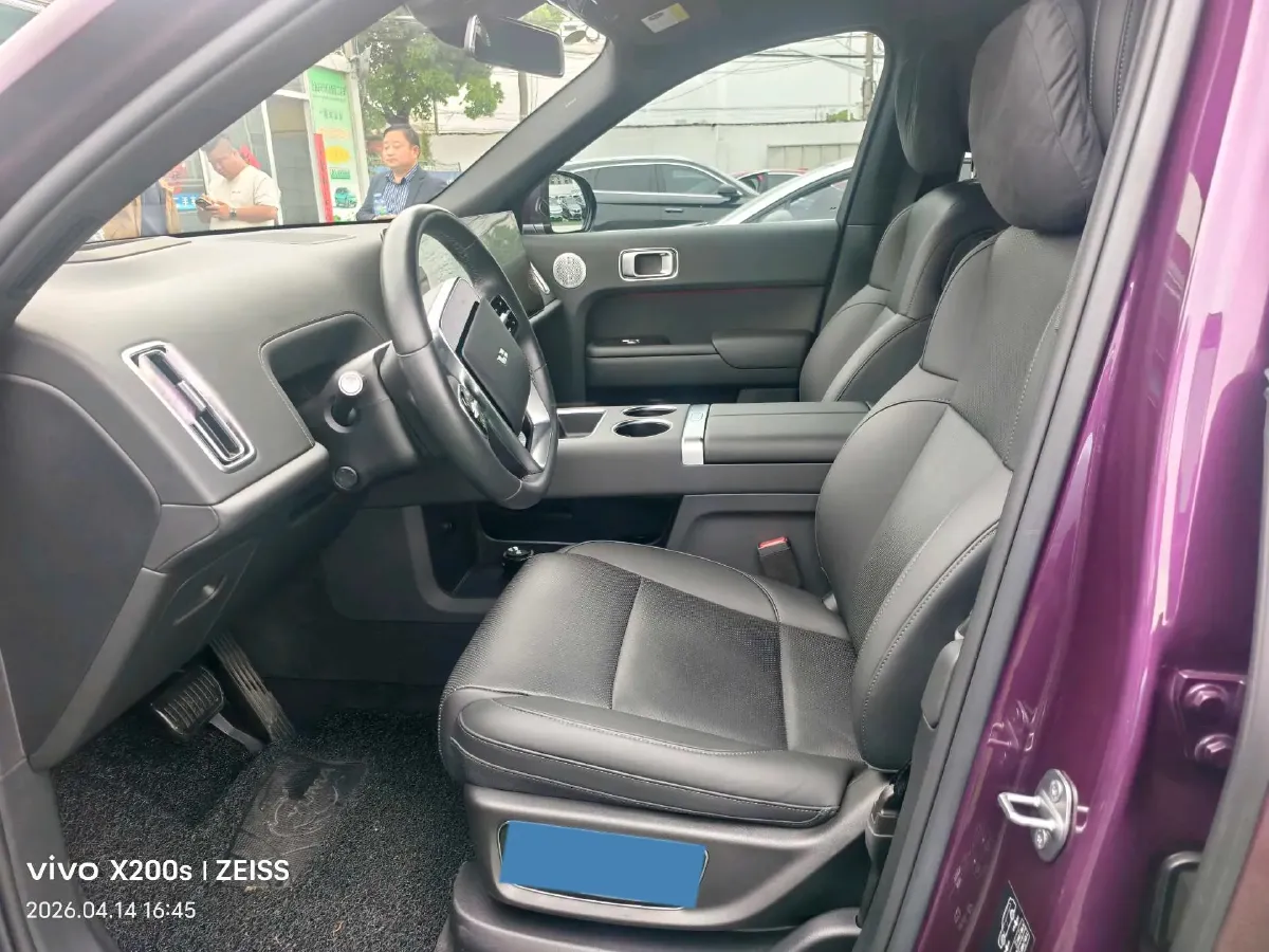 2025 Li L9 Range Extended 154HP REEV,autocango,china used car exporter,china ev exporter,chinese used car exporter,chinese used ev exporter