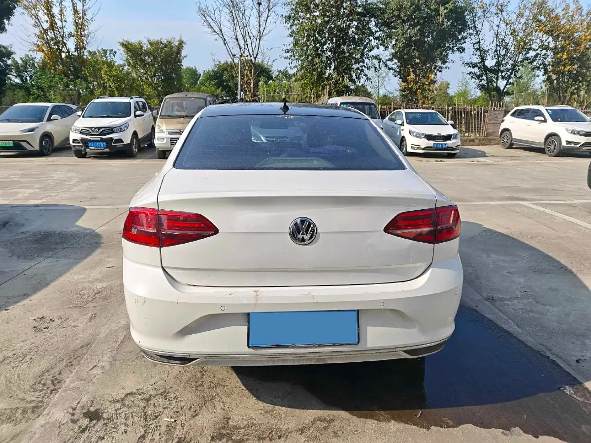 2019 Volkswagen Lamando 1.4T 131HP L4 5MT,autocango,china used car exporter,china ev exporter,chinese used car exporter,chinese used ev exporter