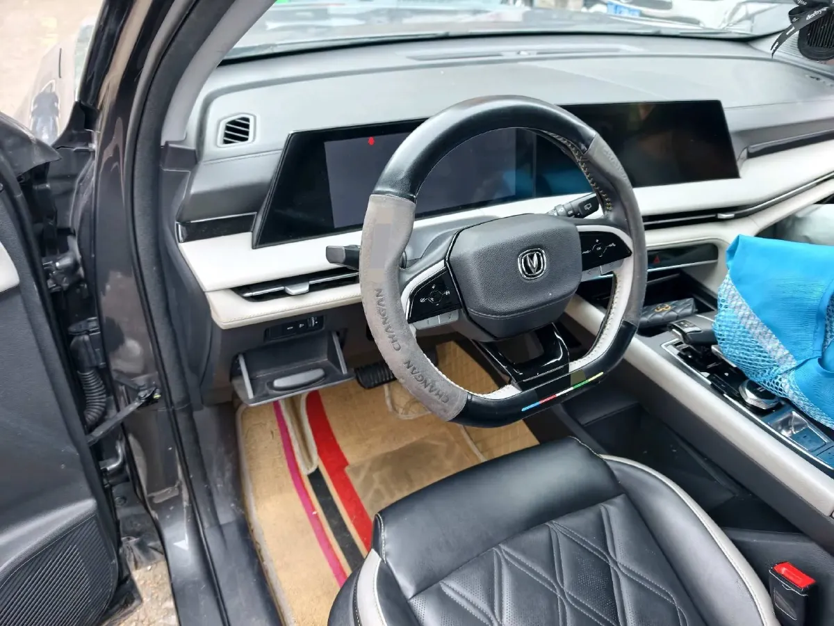 2023 ChangAn CS75 Plus 1.5T 188HP L4 8AT,autocango,china used car exporter,china ev exporter,chinese used car exporter,chinese used ev exporter