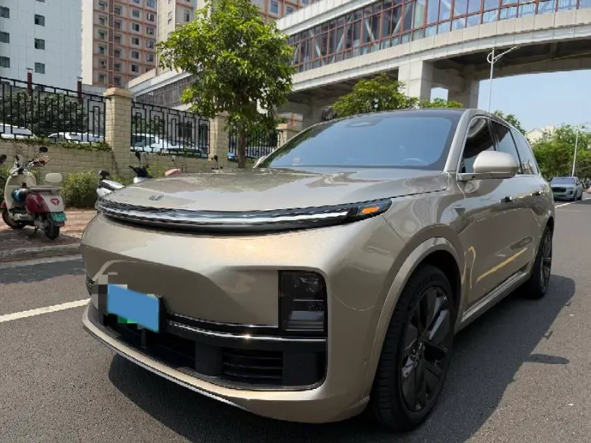 2024 Land Rover Range Rover Evoque 1.5T 200HP L3 8AT PHEV 15.5KWH,autocango,china used car exporter,china ev exporter,chinese used car exporter,chinese used ev exporter