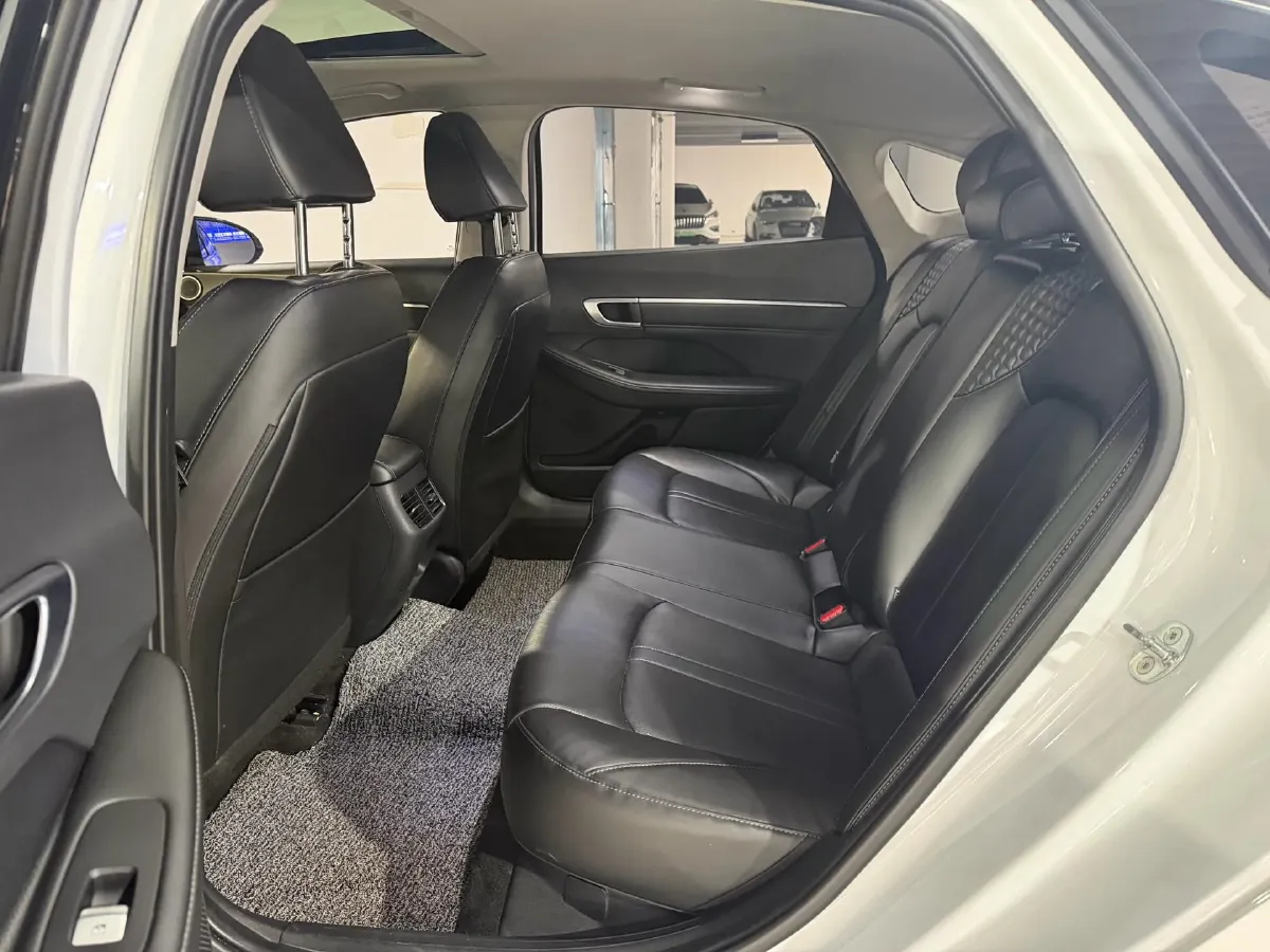 2020 Hyundai Sonata 1.5T 170HP L4 7DCT,autocango,china used car exporter,china ev exporter,chinese used car exporter,chinese used ev exporter