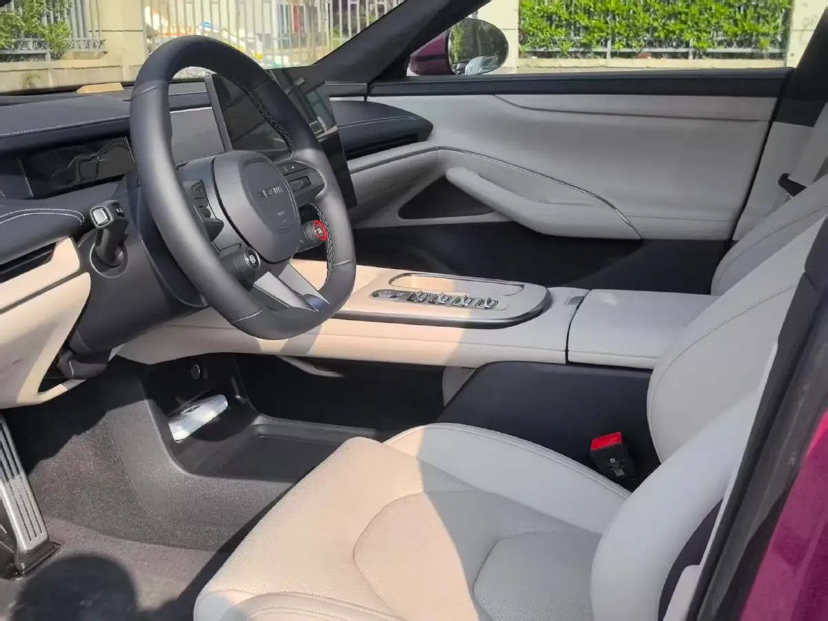 2024 MI SU7 BEV 101KWH,autocango,china used car exporter,china ev exporter,chinese used car exporter,chinese used ev exporter