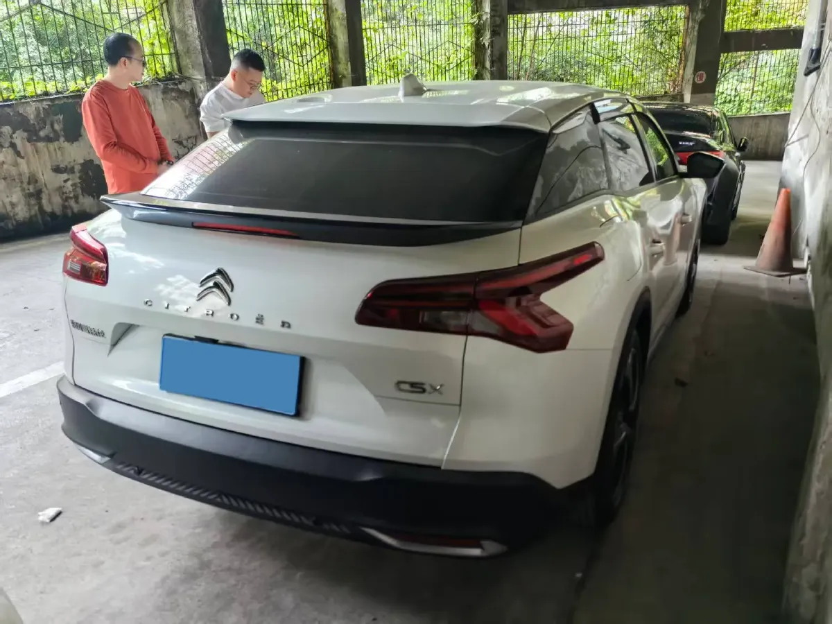 2021 Citroen C5 X 1.6T 175HP L4 8AT,autocango,china used car exporter,china ev exporter,chinese used car exporter,chinese used ev exporter