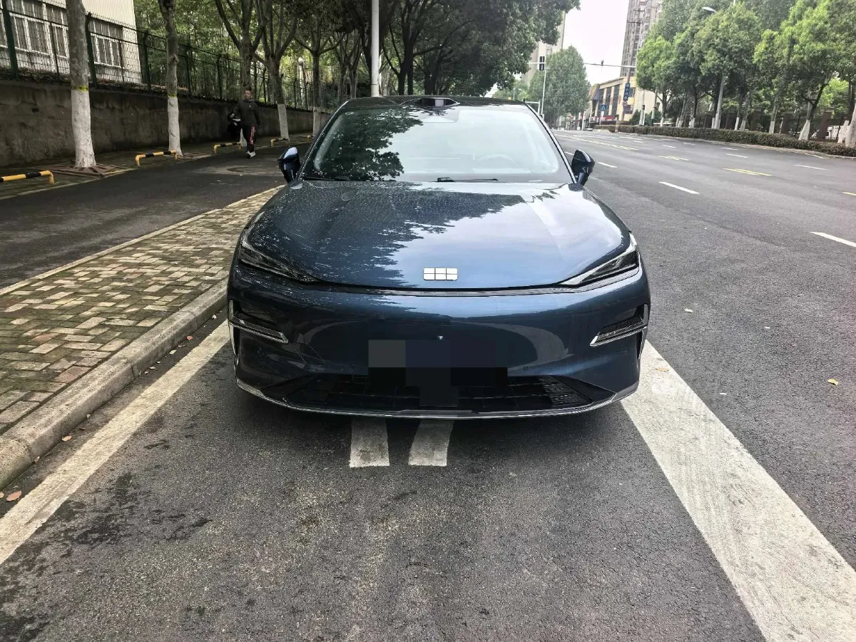 2025 Geely Galaxy Starshine 8 1.5T 163HP L4 3DHT PHEV 27.69KWH,autocango,china used car exporter,china ev exporter,chinese used car exporter,chinese used ev exporter