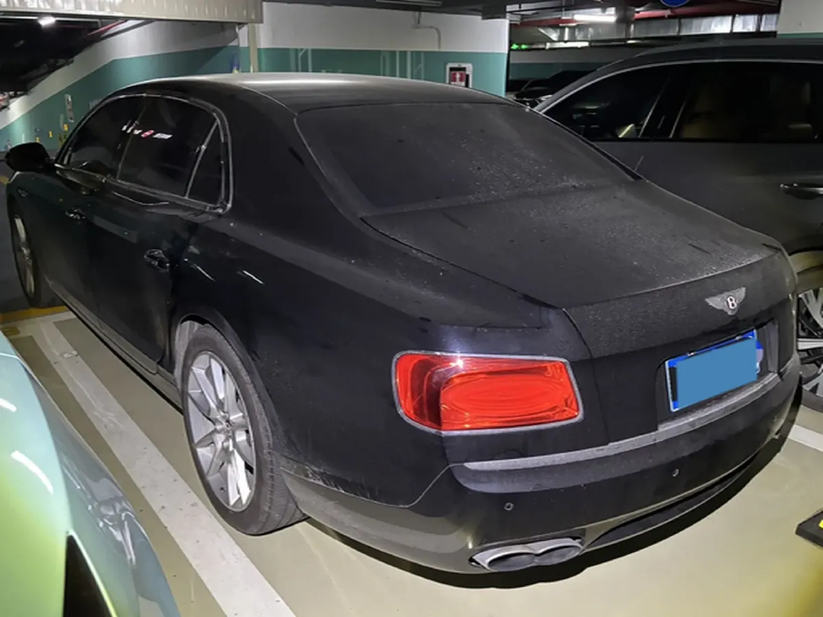 2017 Bentley Flying Spur 4.0T 528HP V8 8AT,autocango,china used car exporter,china ev exporter,chinese used car exporter,chinese used ev exporter