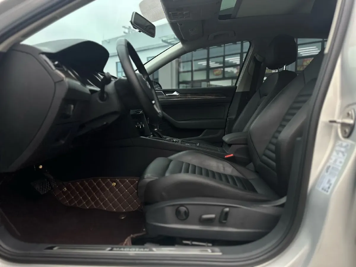 2019 Chevrolet Malibu XL 2.0T 241HP L4 9AT,autocango,china used car exporter,china ev exporter,chinese used car exporter,chinese used ev exporter