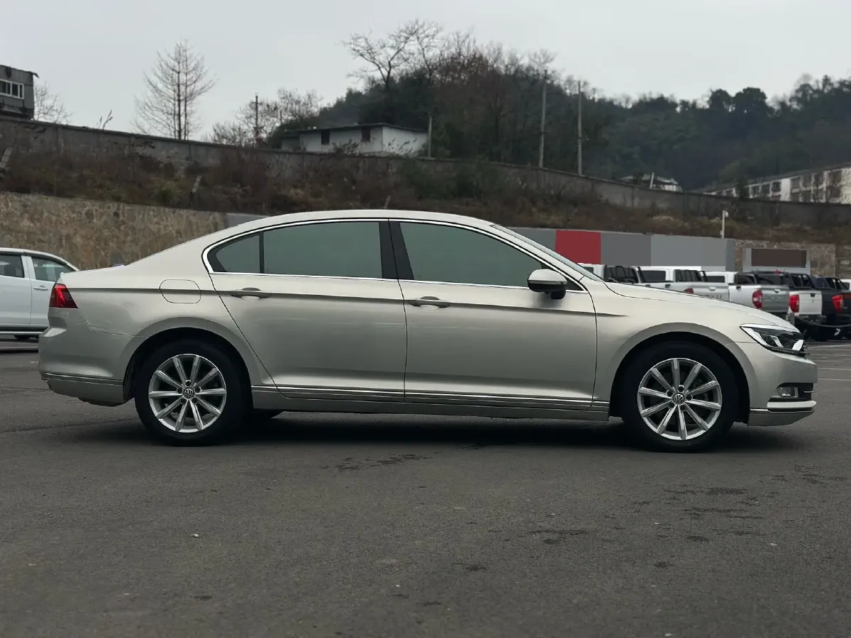 2019 Chevrolet Malibu XL 2.0T 241HP L4 9AT,autocango,china used car exporter,china ev exporter,chinese used car exporter,chinese used ev exporter