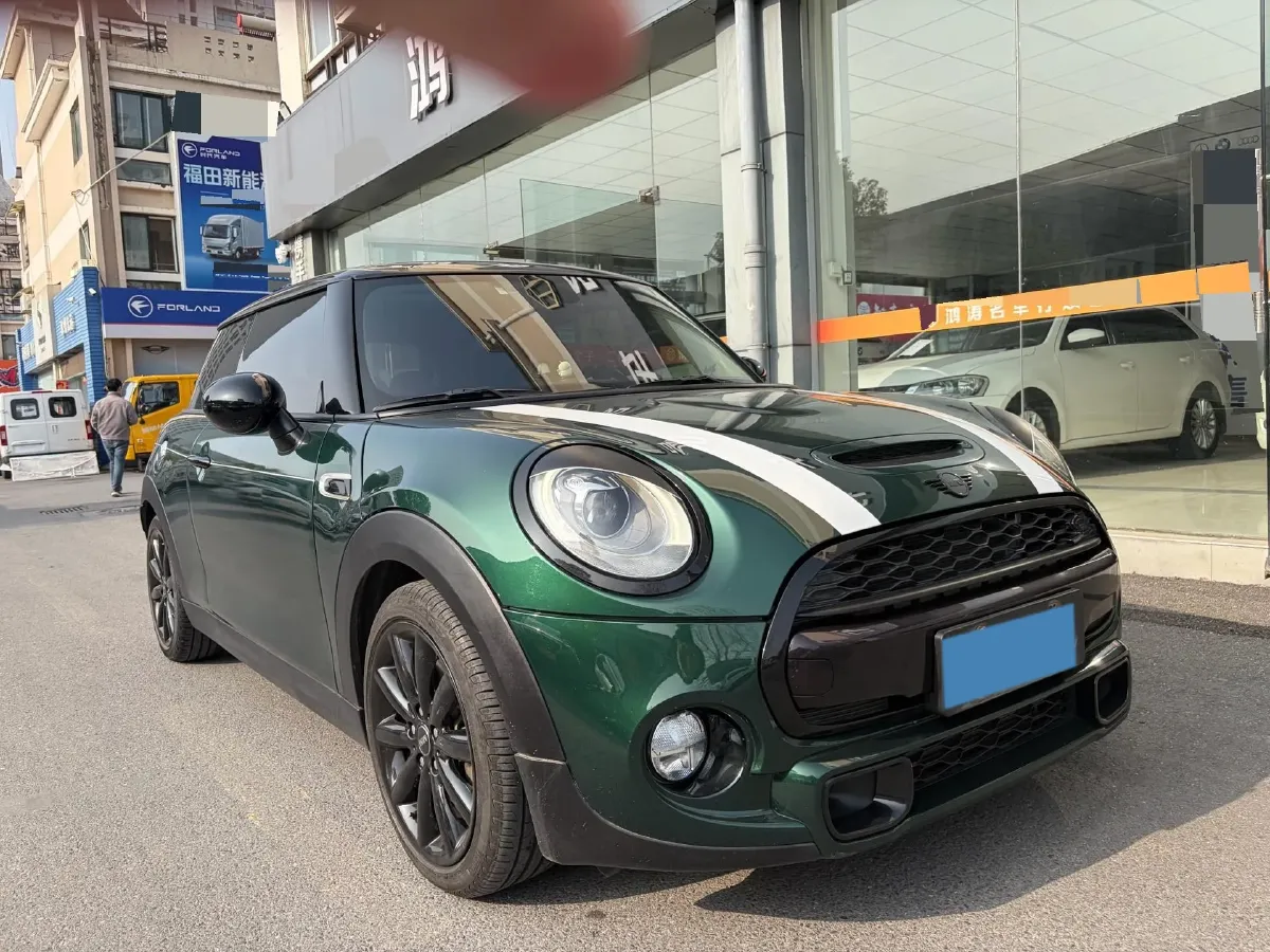 2018 Mercedes-Benz A Class 1.6T 156HP L4 7DCT,autocango,china used car exporter,china ev exporter,chinese used car exporter,chinese used ev exporter