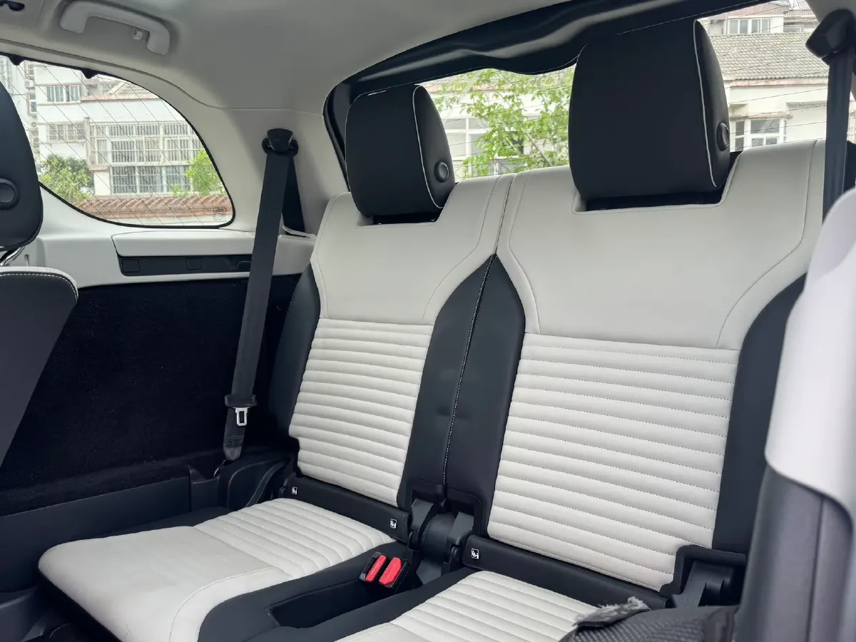 2021 Land Rover Discovery 3.0T 360HP L6 8AT,autocango,china used car exporter,china ev exporter,chinese used car exporter,chinese used ev exporter