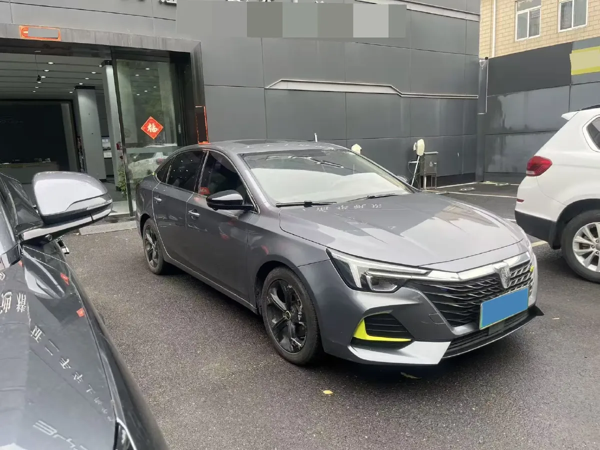 2020 Roewe i6 MAX 1.5T 169HP L4 AMT PHEV,autocango,china used car exporter,china ev exporter,chinese used car exporter,chinese used ev exporter