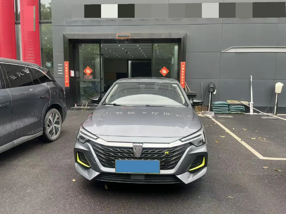 2020 Roewe i6 MAX 1.5T 169HP L4 AMT PHEV,autocango,china used car exporter,china ev exporter,chinese used car exporter,chinese used ev exporter