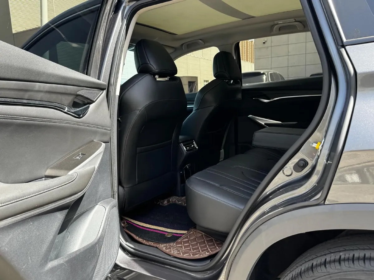 2020 ChangAn CS75 Plus 1.5T 178HP L4 6AT,autocango,china used car exporter,china ev exporter,chinese used car exporter,chinese used ev exporter