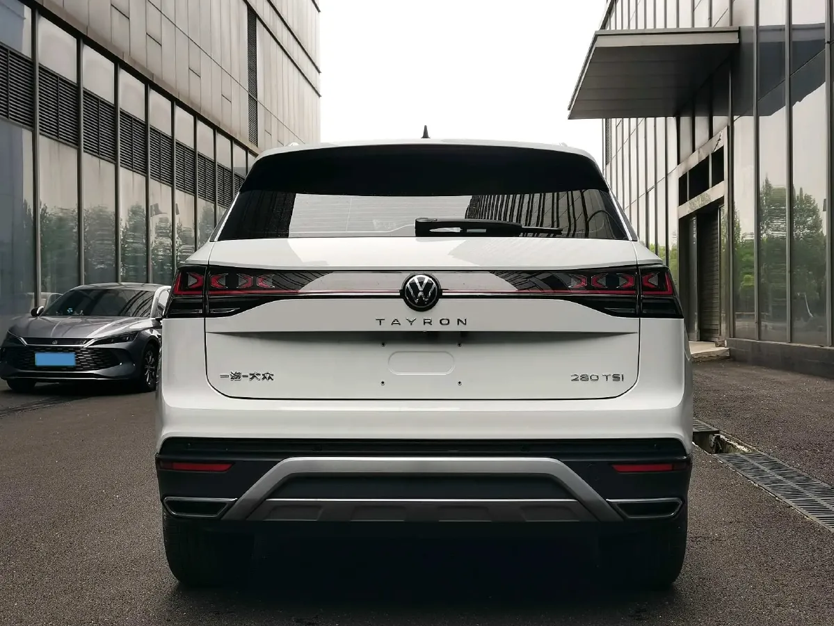 2023 Volkswagen Tayron 1.4T 150HP L4 7DCT,autocango,china used car exporter,china ev exporter,chinese used car exporter,chinese used ev exporter