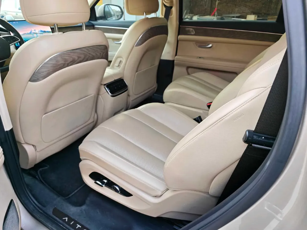 2022 Infiniti Q50L 2.0T 211HP L4 7AT,autocango,china used car exporter,china ev exporter,chinese used car exporter,chinese used ev exporter