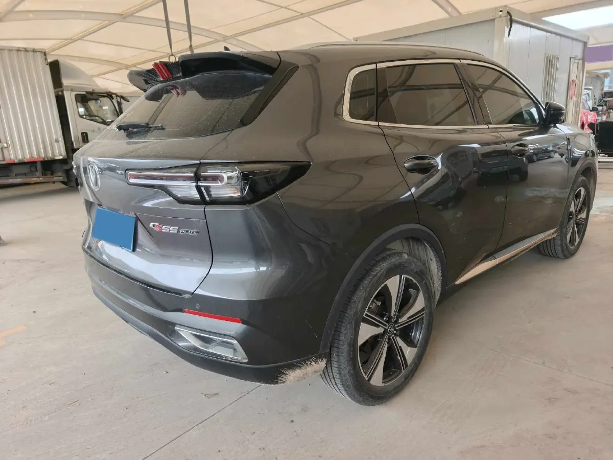 2022 ChangAn Oshan X7 Plus 1.5T 188HP L4 7DCT,autocango,china used car exporter,china ev exporter,chinese used car exporter,chinese used ev exporter