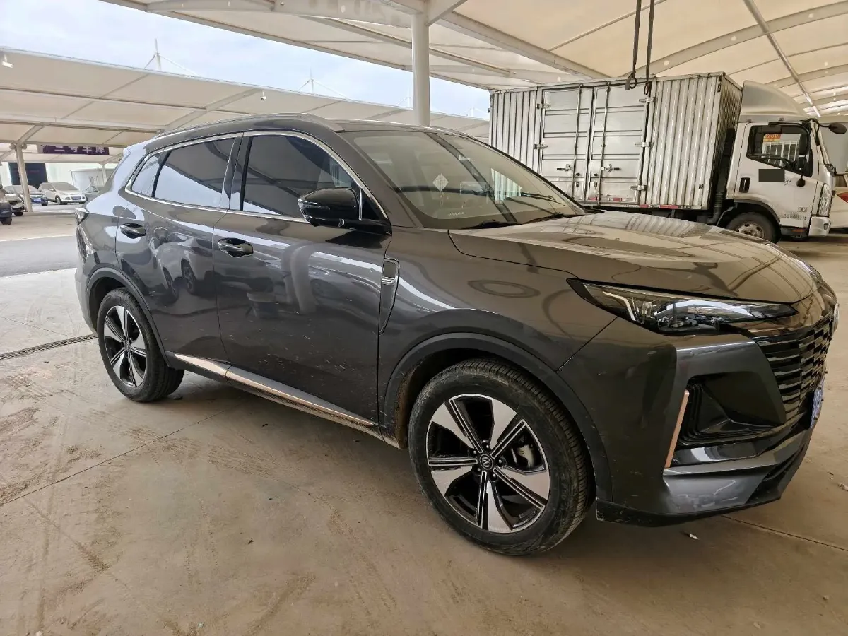 2022 ChangAn Oshan X7 Plus 1.5T 188HP L4 7DCT,autocango,china used car exporter,china ev exporter,chinese used car exporter,chinese used ev exporter