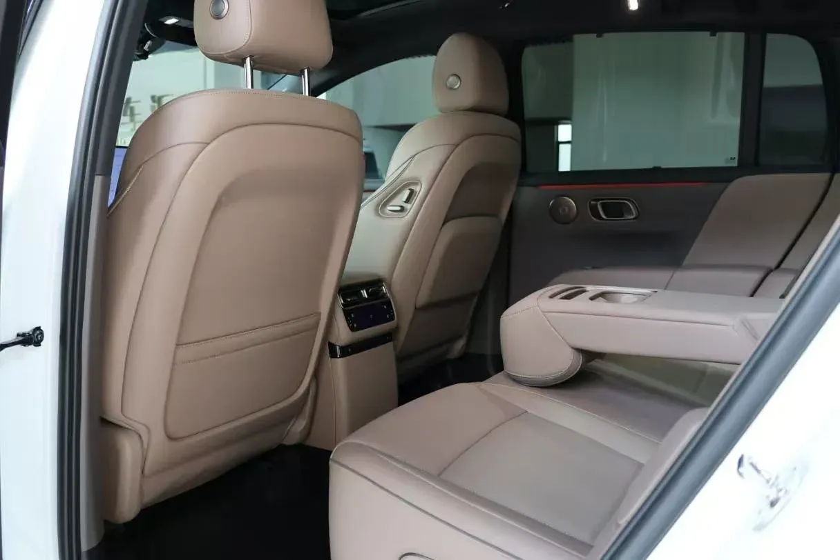 2025 Li i6 BEV,autocango,china used car exporter,china ev exporter,chinese used car exporter,chinese used ev exporter