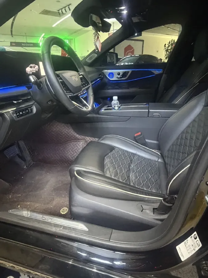 2023 Cadillac CT6 2.0T 237HP L4 10AT,autocango,china used car exporter,china ev exporter,chinese used car exporter,chinese used ev exporter