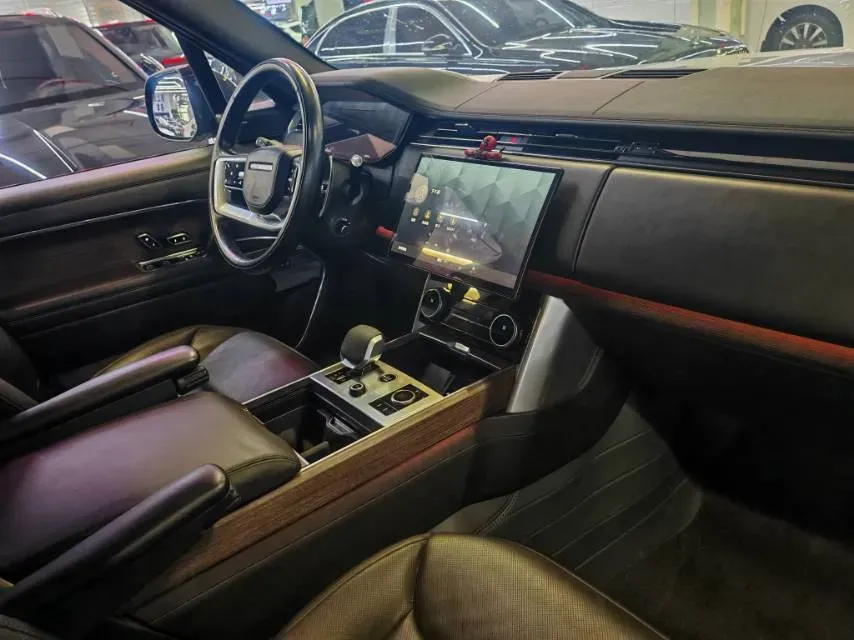 2023 Land Rover Range Rover 3.0T 360HP L6 8AT,autocango,china used car exporter,china ev exporter,chinese used car exporter,chinese used ev exporter