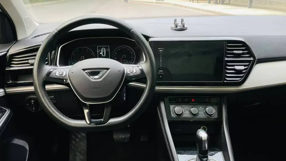 2023 Jetta VS7 1.4T 150HP L4 6AT,autocango,china used car exporter,china ev exporter,chinese used car exporter,chinese used ev exporter