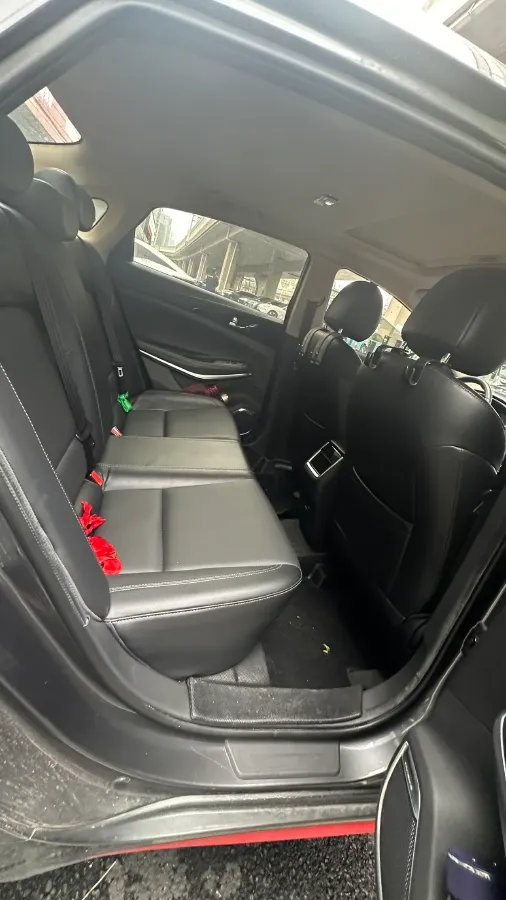 2021 ChangAn Raeton CC 1.5T 180HP L4 7DCT,autocango,china used car exporter,china ev exporter,chinese used car exporter,chinese used ev exporter