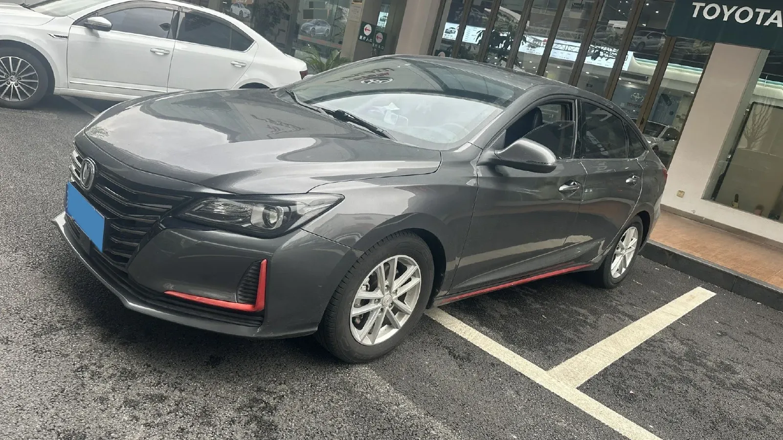 2021 ChangAn Raeton CC 1.5T 180HP L4 7DCT,autocango,china used car exporter,china ev exporter,chinese used car exporter,chinese used ev exporter