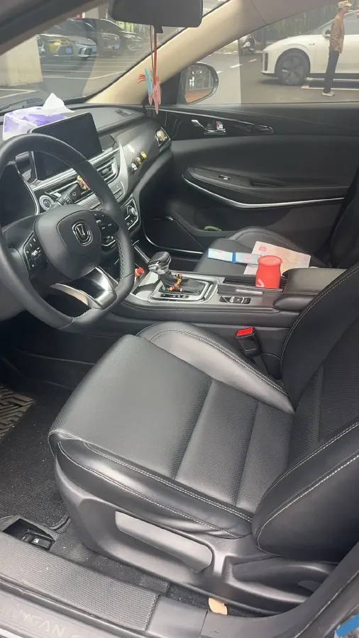 2021 ChangAn Raeton CC 1.5T 180HP L4 7DCT,autocango,china used car exporter,china ev exporter,chinese used car exporter,chinese used ev exporter