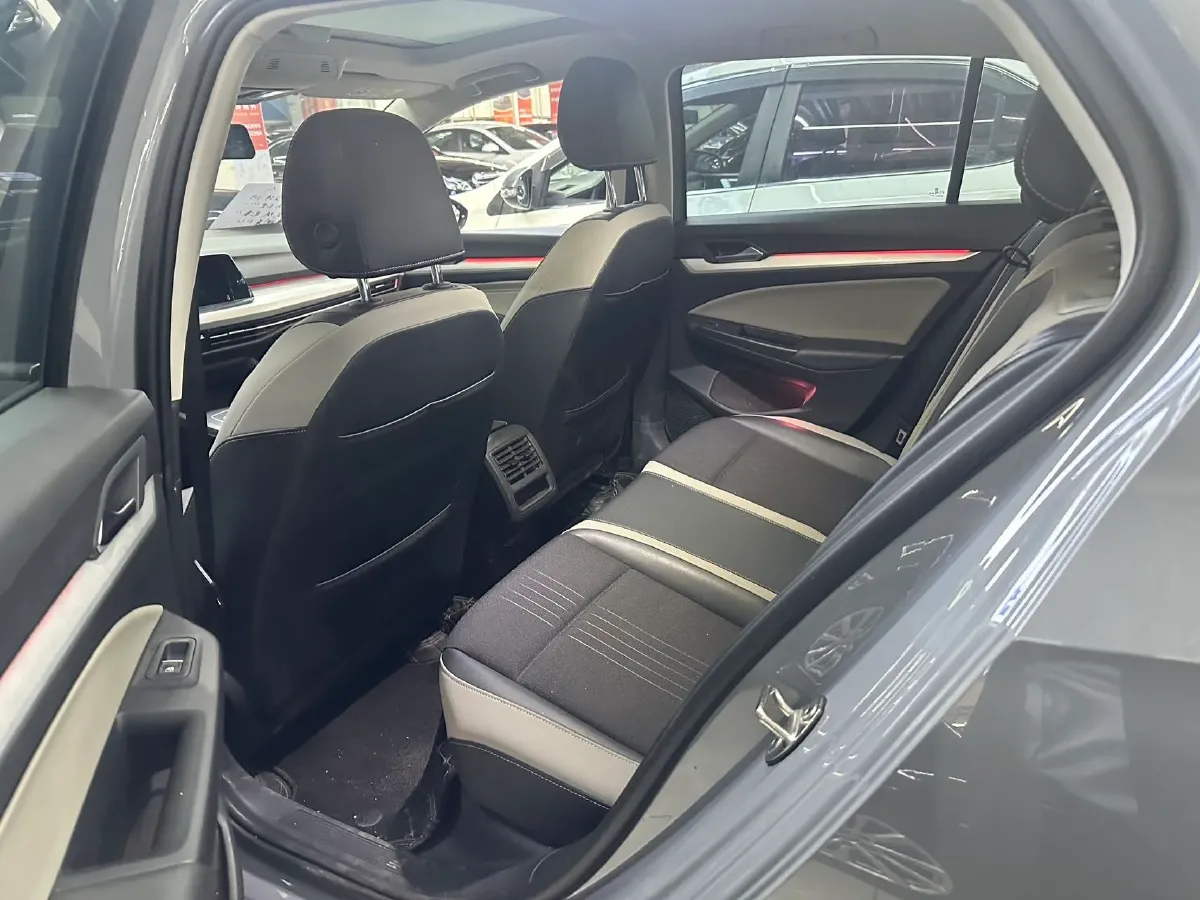 2021 Volkswagen Golf 1.4T 150HP L4 7DCT,autocango,china used car exporter,china ev exporter,chinese used car exporter,chinese used ev exporter