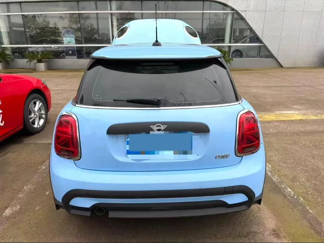 2023 MINI MINI 1.5T 102HP L3 7DCT,autocango,china used car exporter,china ev exporter,chinese used car exporter,chinese used ev exporter