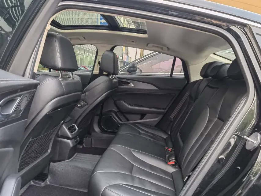 2022 HongQi H5 1.8T 197HP L4 6AT,autocango,china used car exporter,china ev exporter,chinese used car exporter,chinese used ev exporter