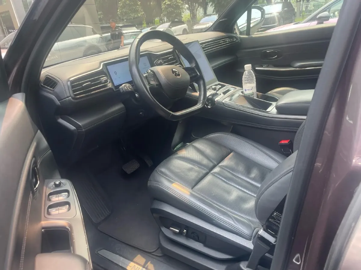 2020 NIO ES8 BEV 70KWH,autocango,china used car exporter,china ev exporter,chinese used car exporter,chinese used ev exporter